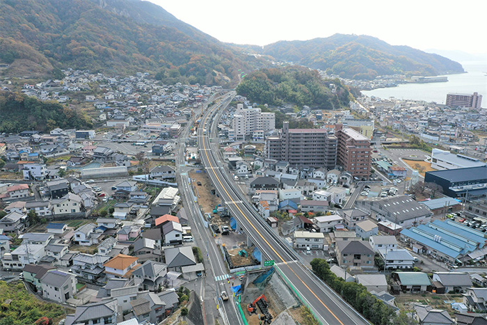 地域のみなさまの安全安心を最優先に、着実に事業を進めていきます。