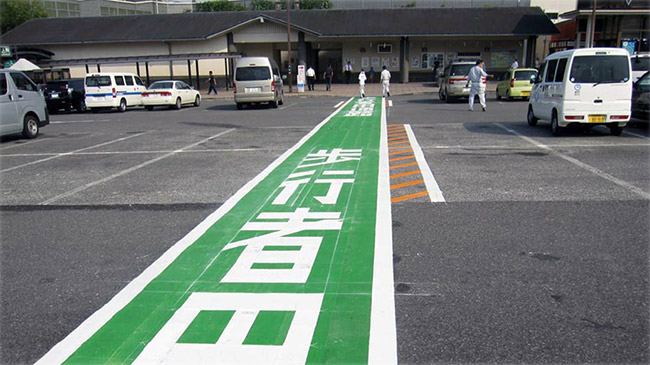 給電スタンド　電気自動車急速充電設備